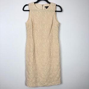 Ann Taylor sleeveless dress knee length cream neutral sheath floral applique
